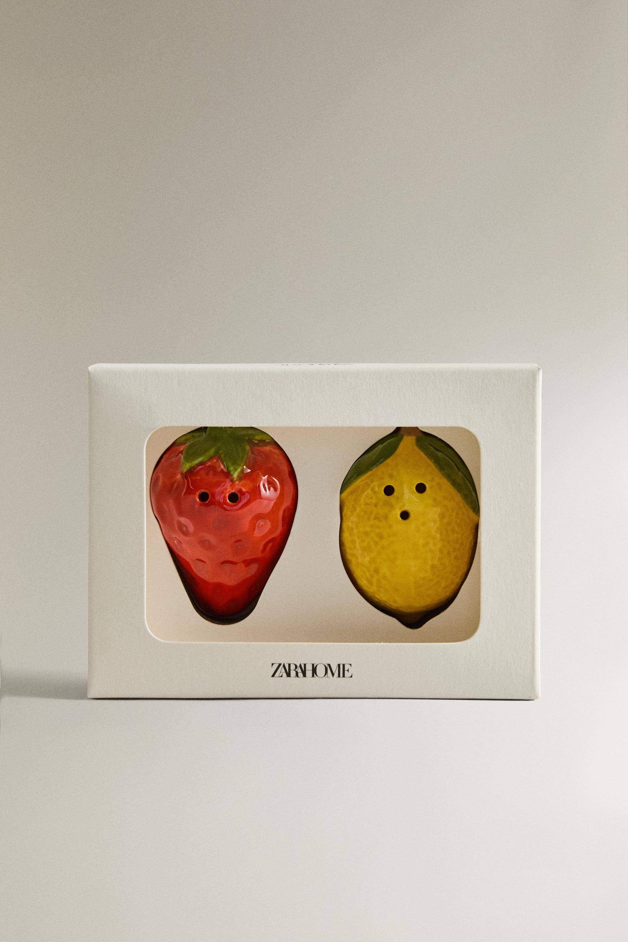 FRUIT SALT AND PEPPER SHAKER SET